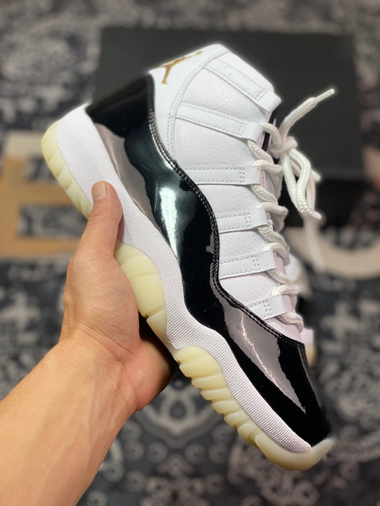 Nike AirJordan11 Retro "Gratitude"