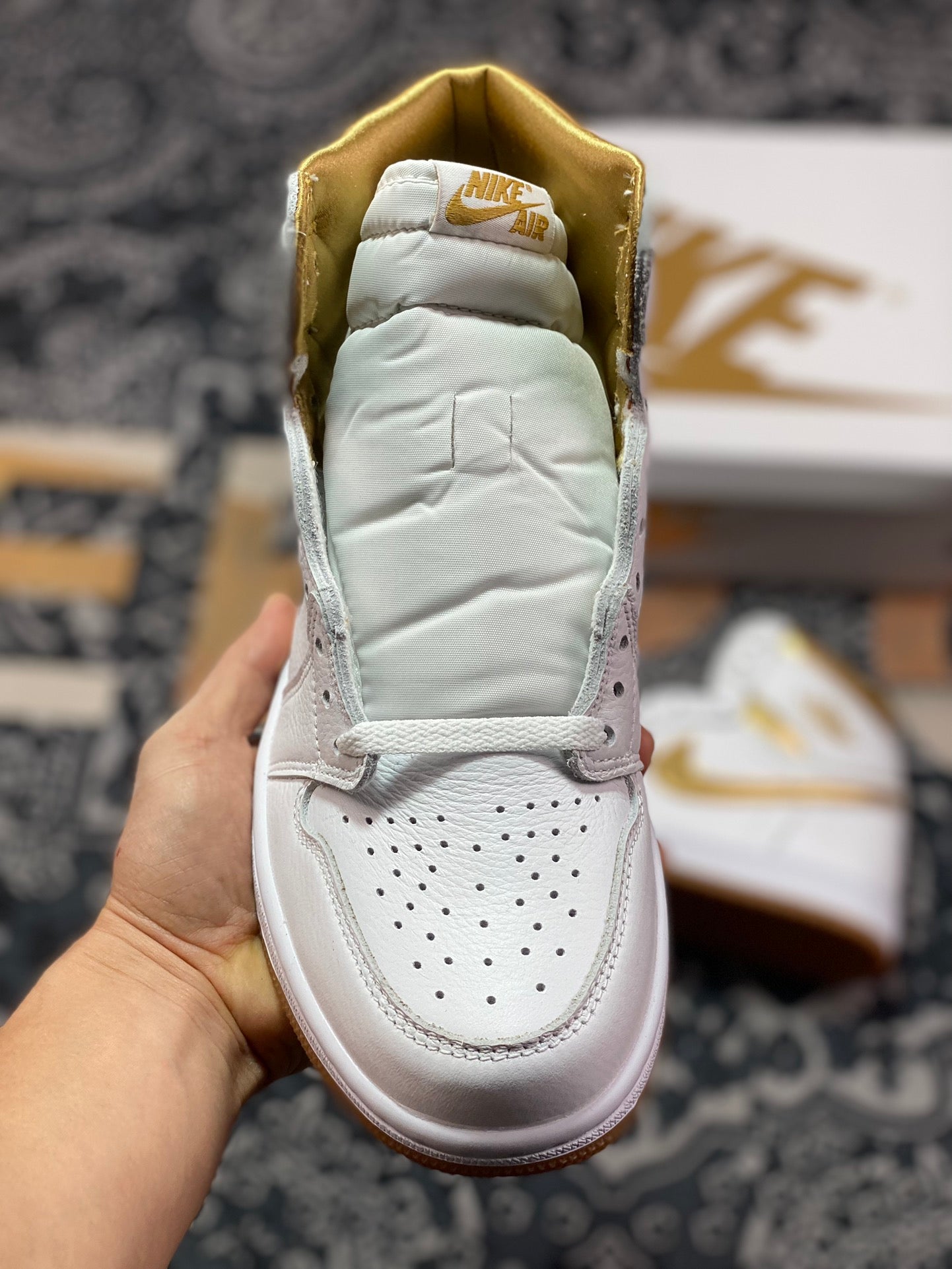 Nike AirJordan1 High OG MetallicGold