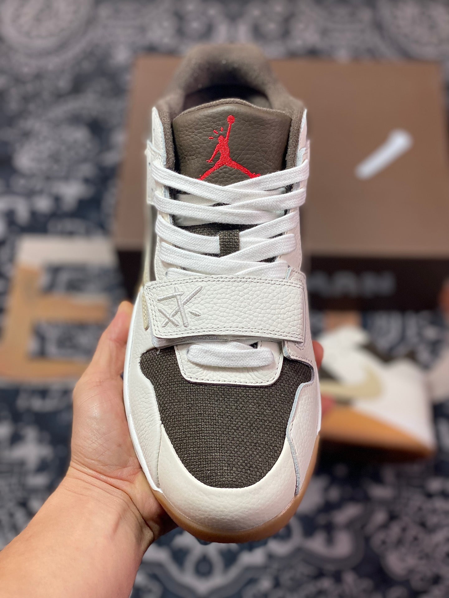 Nike TravisScott X Jordan Jumpman “Sail”