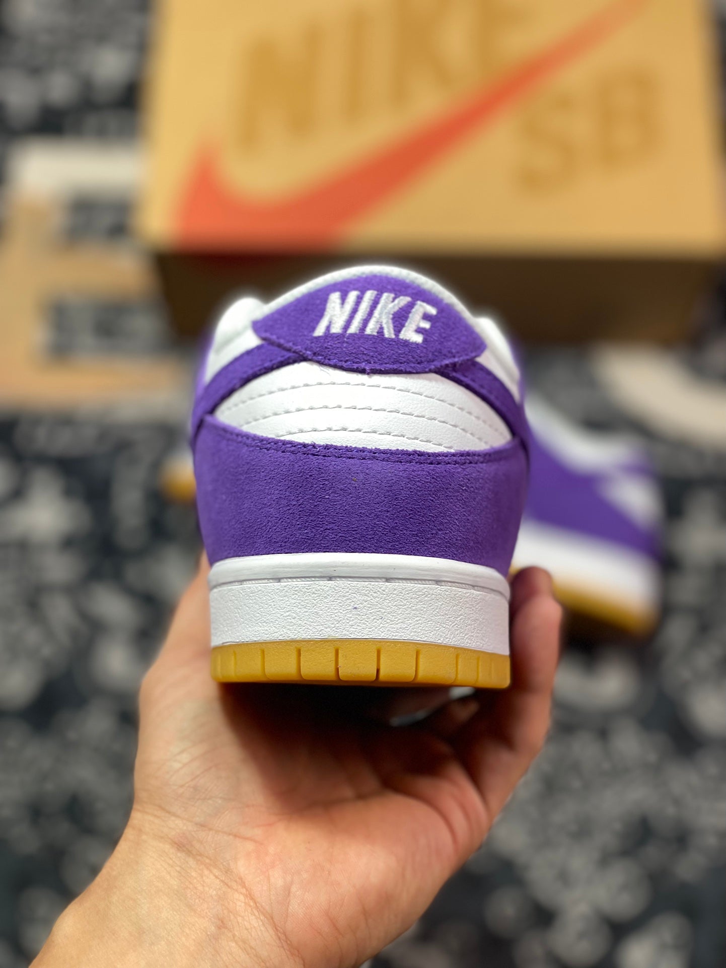 Nike SB Dunk "Purple Suede"