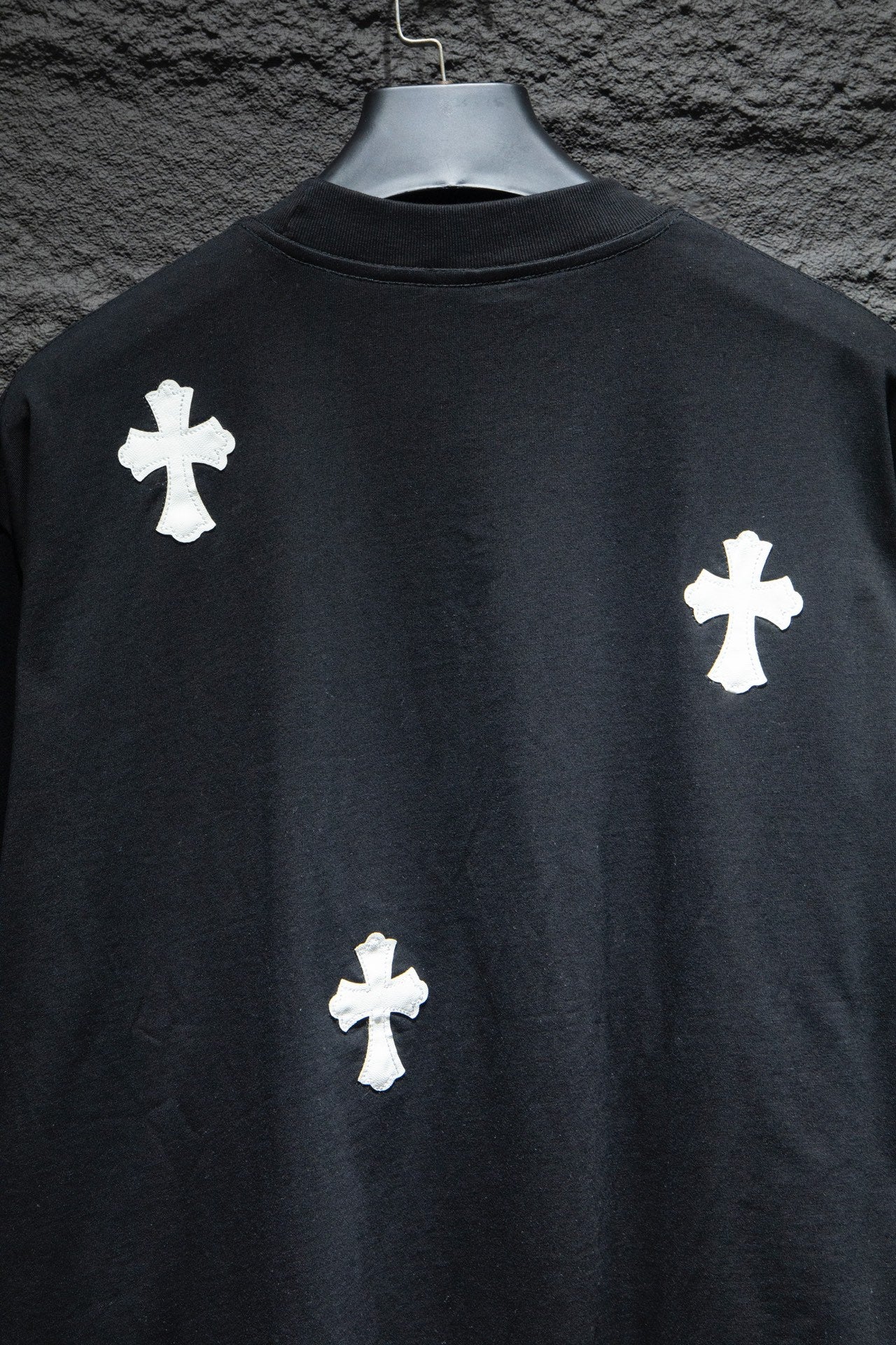 T-shirt Chorme Hearts (Preto ou Branco)