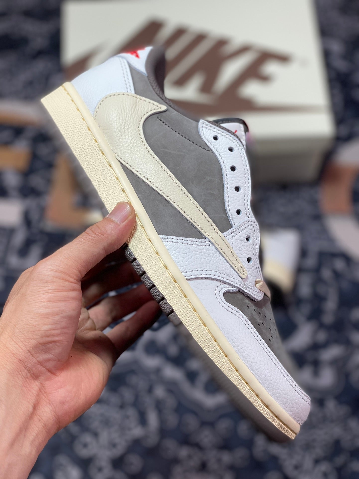 Nike AirJordan1 Retro Low OG Reverse Mocha