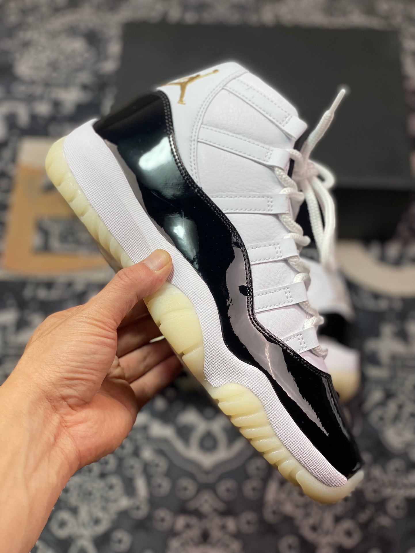 Nike AirJordan11 Retro "Gratitude"