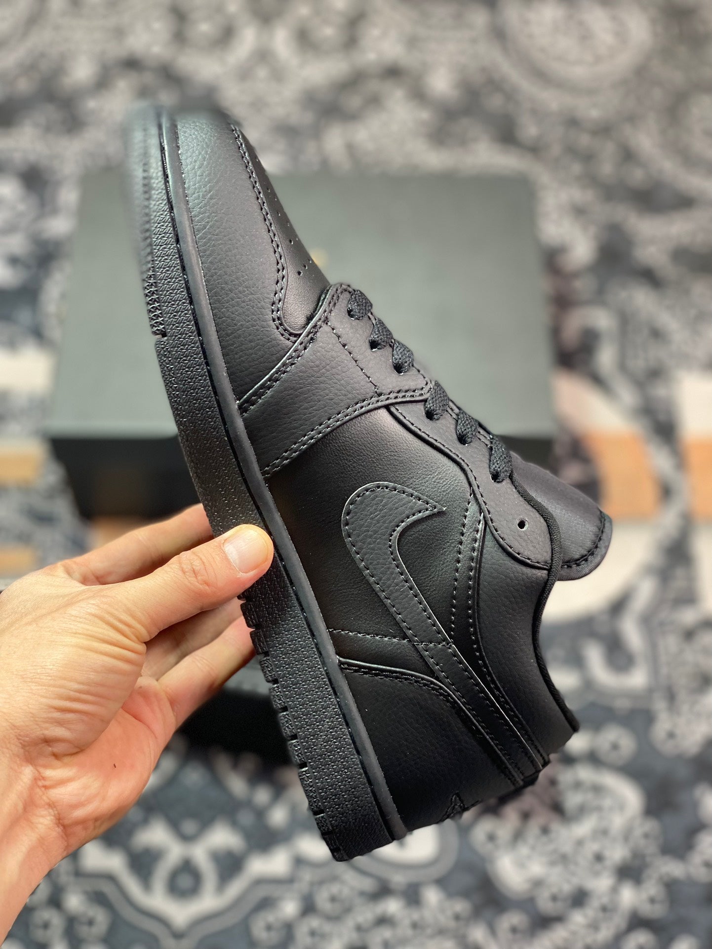 Nike AirJordan1 Low "Triple Black"