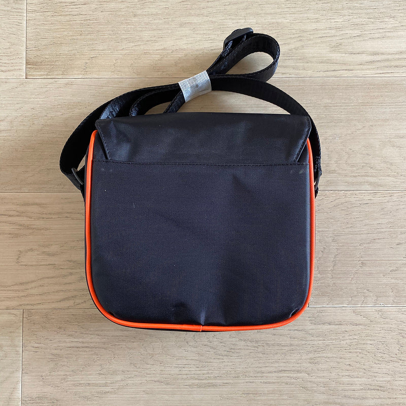 Bolsa Trapstar (Preto/Laranja)