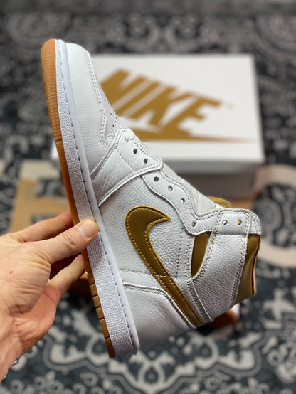 Nike AirJordan1 High OG MetallicGold